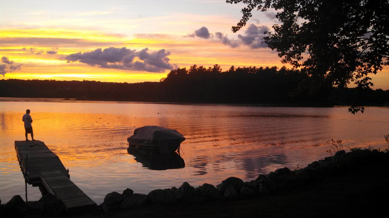 Отель Silver Lake Park Campground & Cabins Belmont Экстерьер фото
